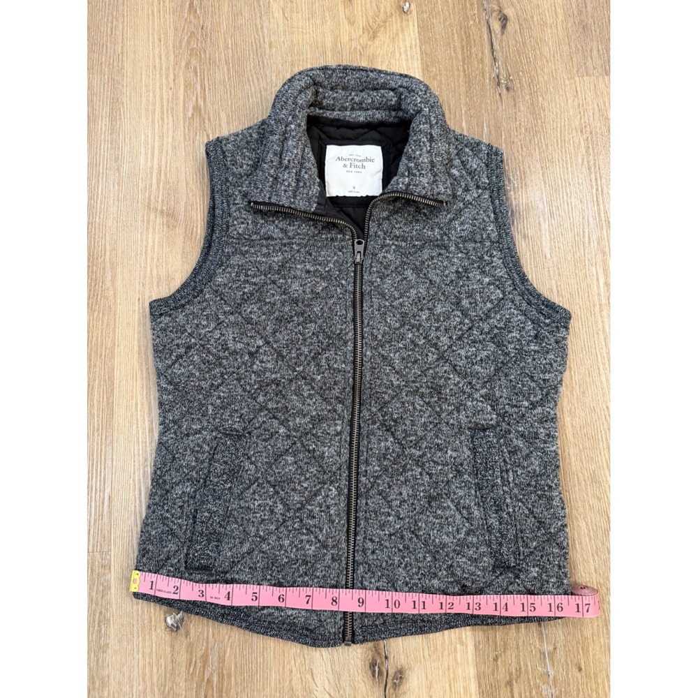 Abercrombie & Fitch Quilted Vest Womens Medium Gray Full Zip Knit Gorpcore - Picture 5 of 8